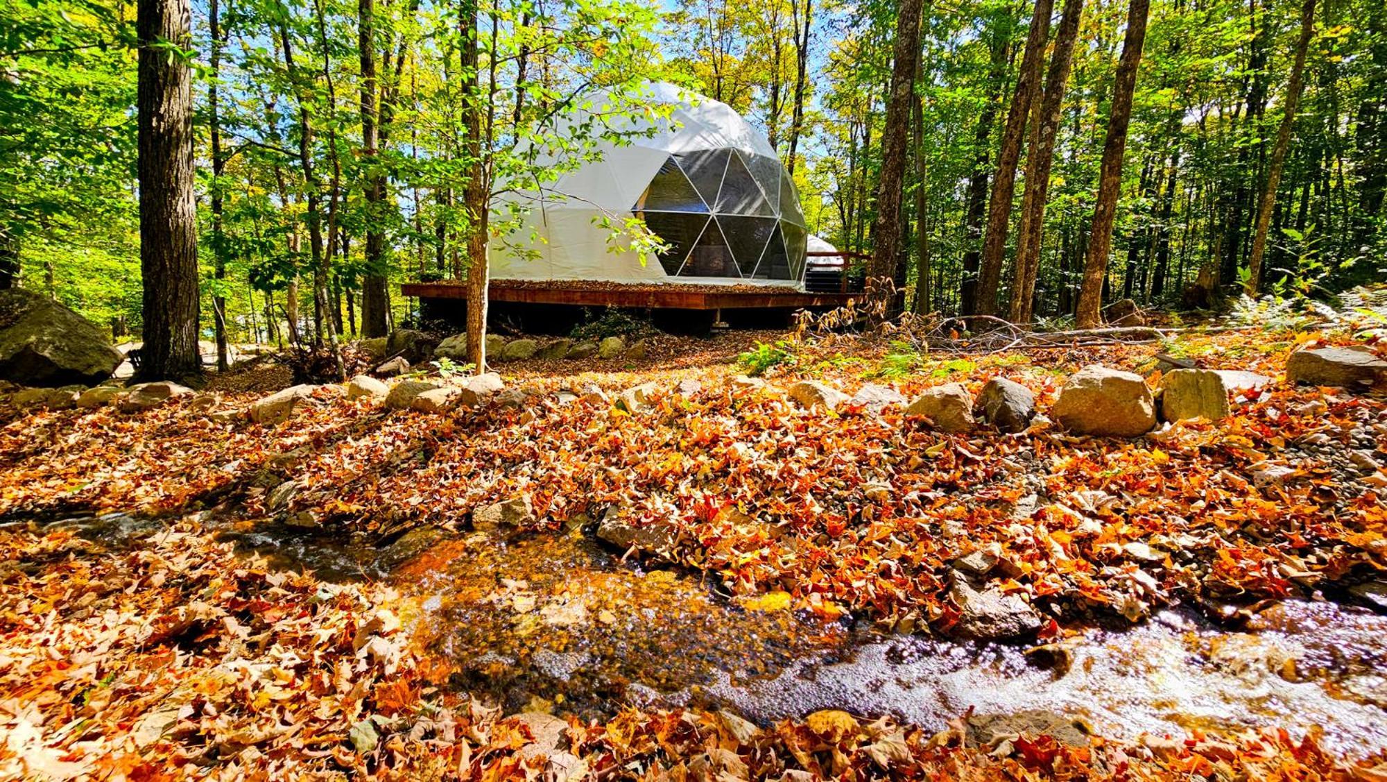 Dome Le Rocher Brownsburg Ngoại thất bức ảnh